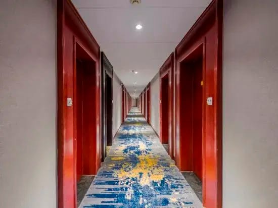 Jinpeng Plaza Hotel Hotel — 4