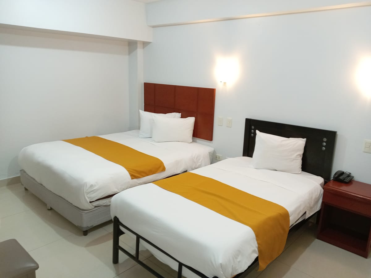 Casa Real Hoteles — 2