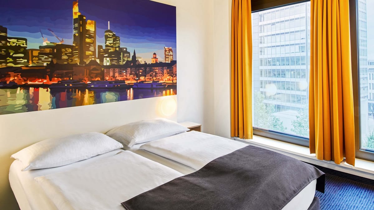 B&B HOTEL Frankfurt-Hbf — 1