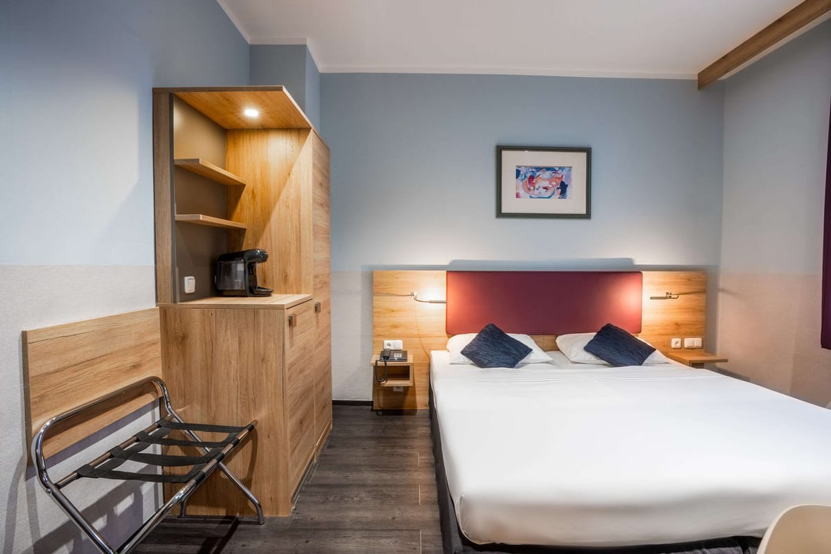 Comfort Hotel Frankfurt Central Station — 2