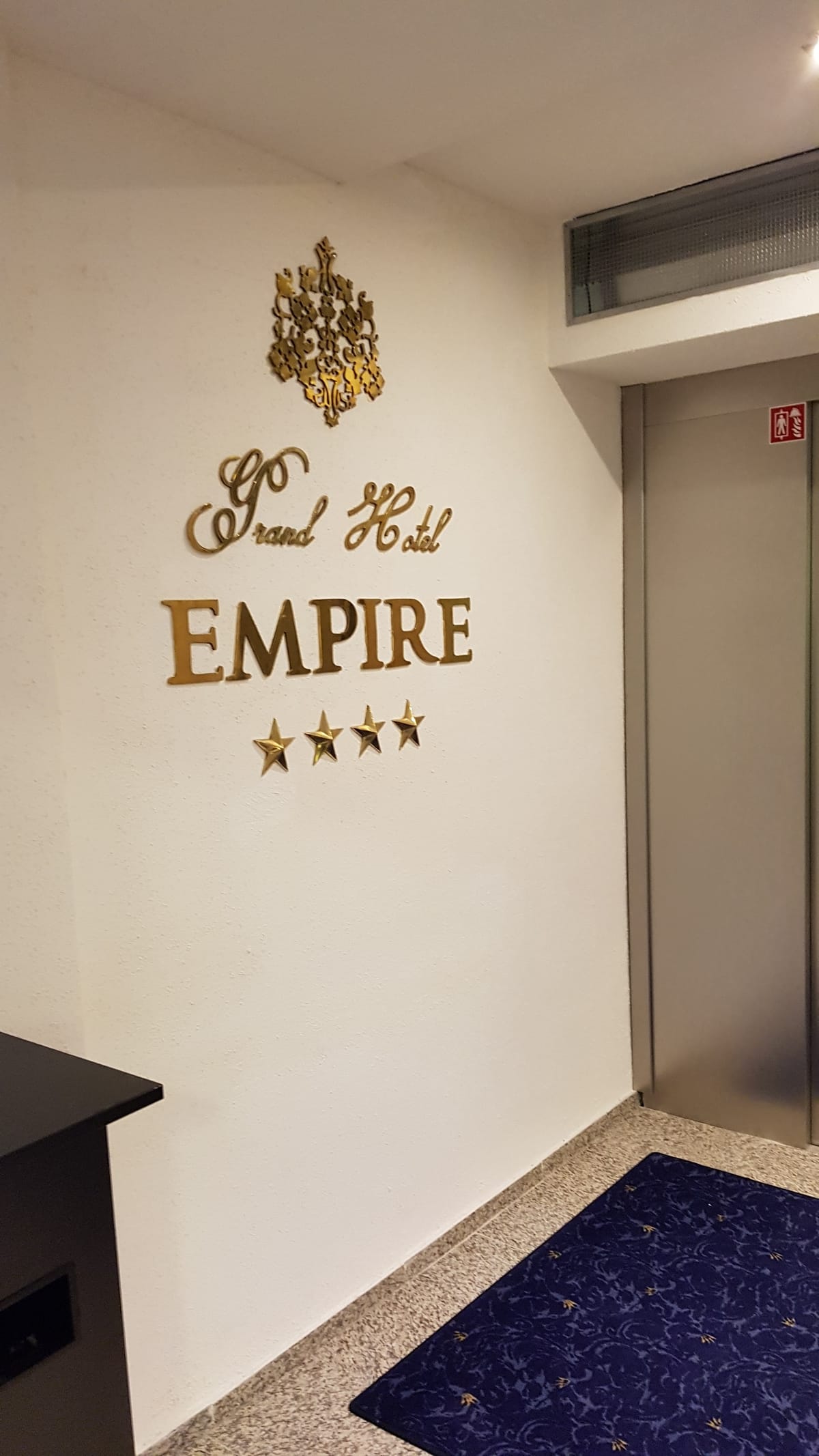 Grand Hotel Empire — 2