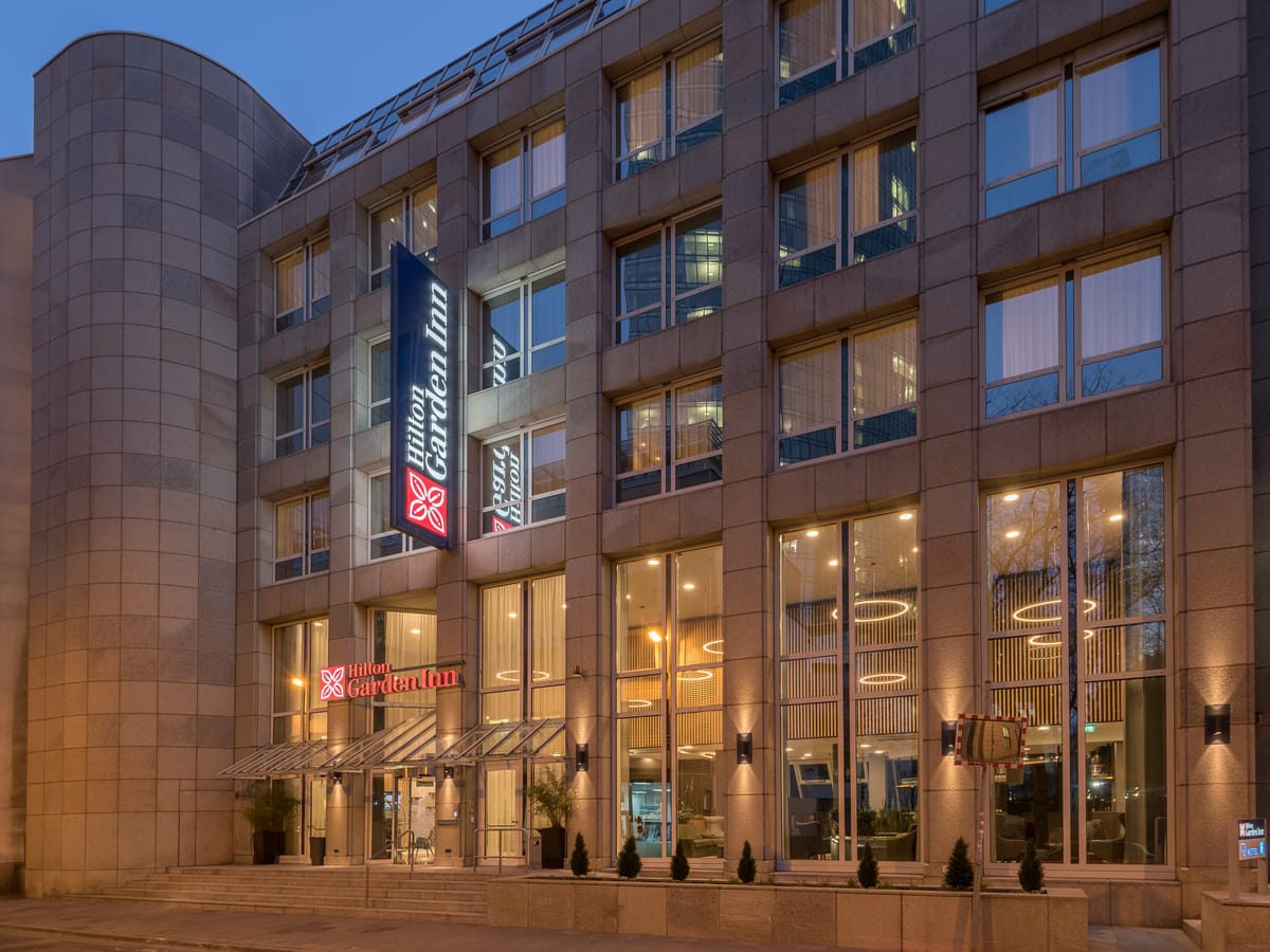 Hilton Garden Inn Frankfurt City Centre — 1