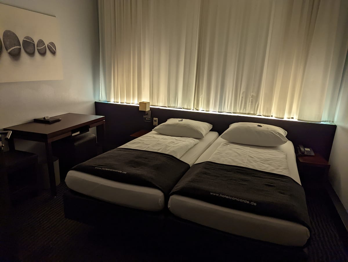 Hotel Concorde — 5
