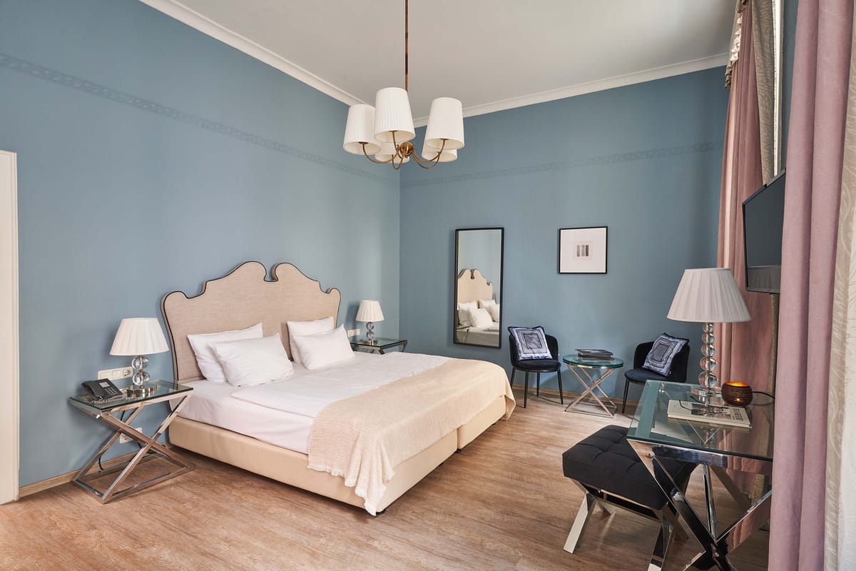 Hotel Monopol — 5