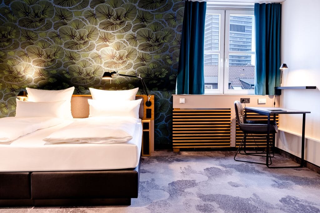 Hotel Motel One Frankfurt-Hauptbahnhof — 3
