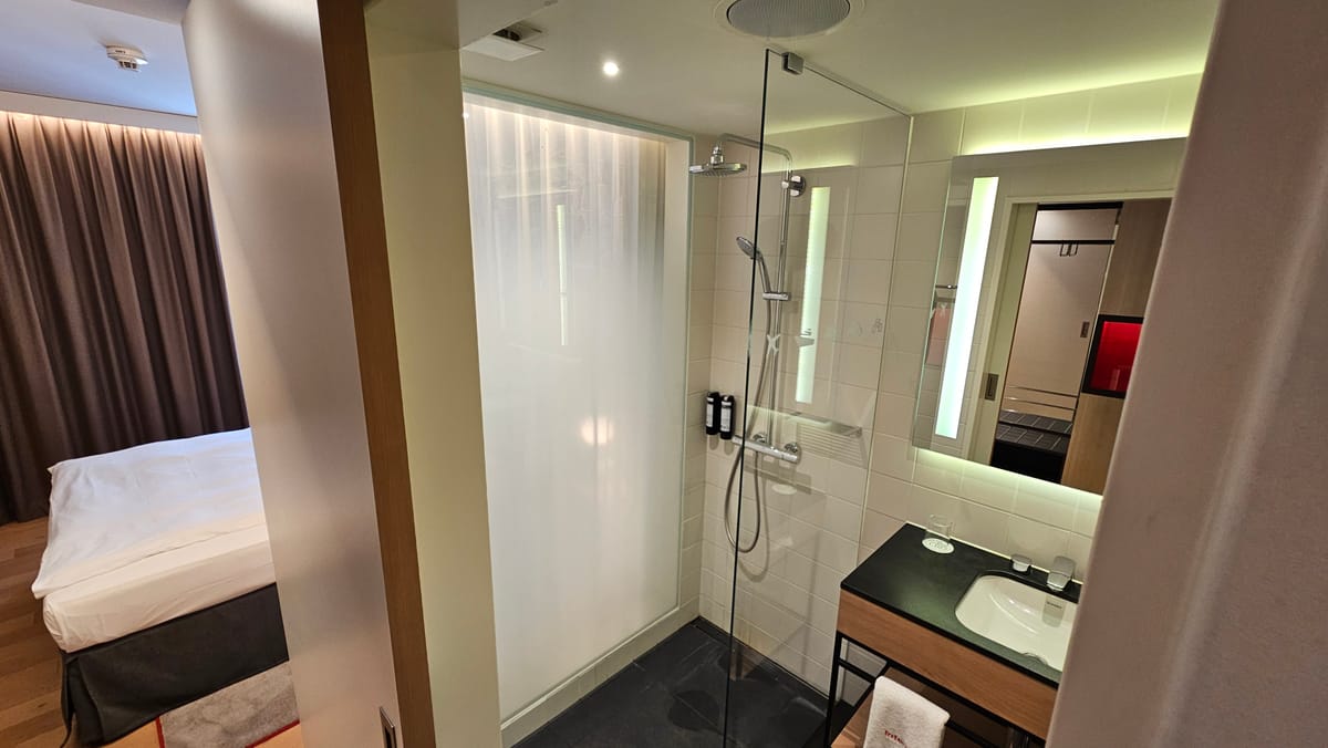 IntercityHotel Frankfurt — 1