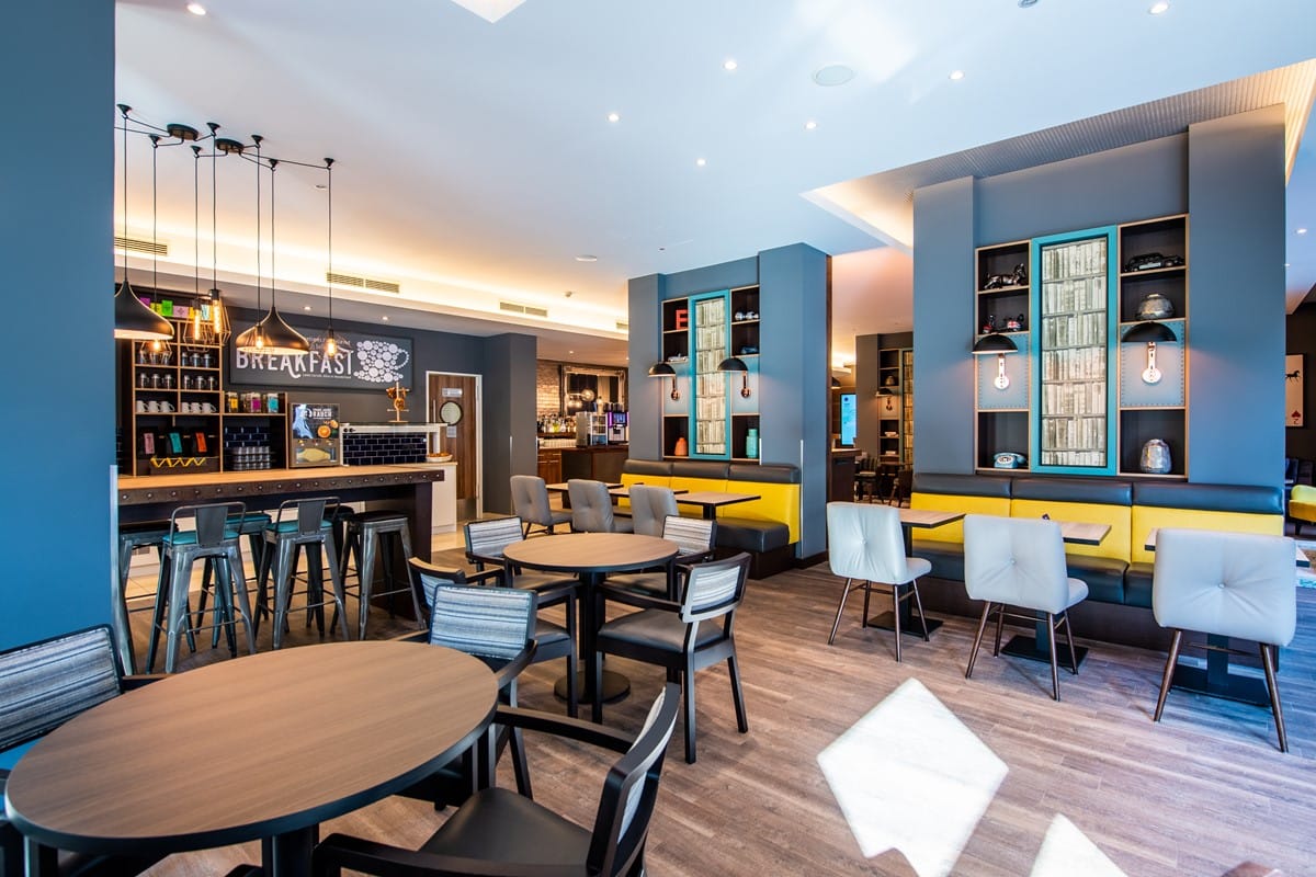 Premier Inn Frankfurt City Centre Hotel — 2