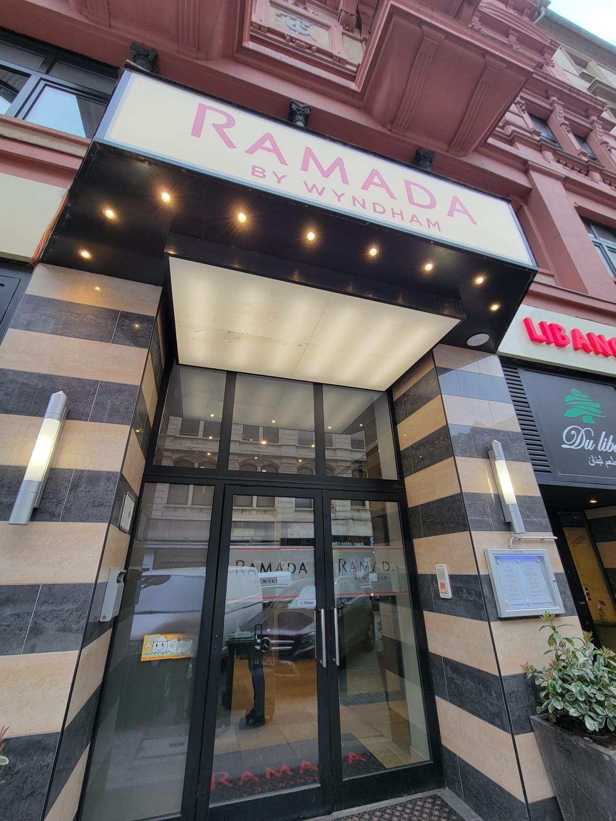 Ramada Hotel Frankfurt — 3