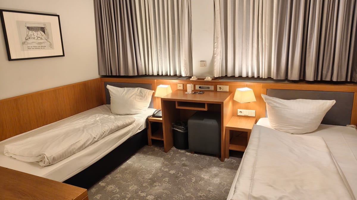 Townhouse Hotel — 5