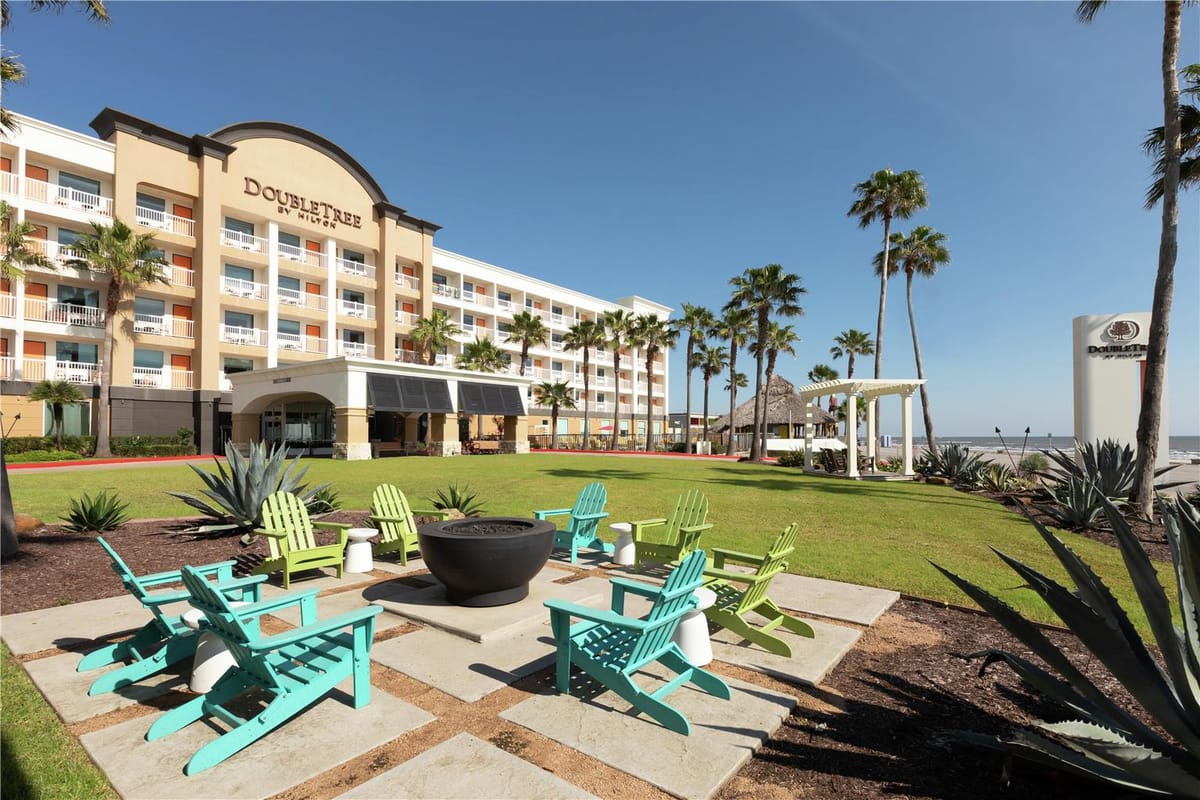 DoubleTree by Hilton Hotel Galveston Beach — 5