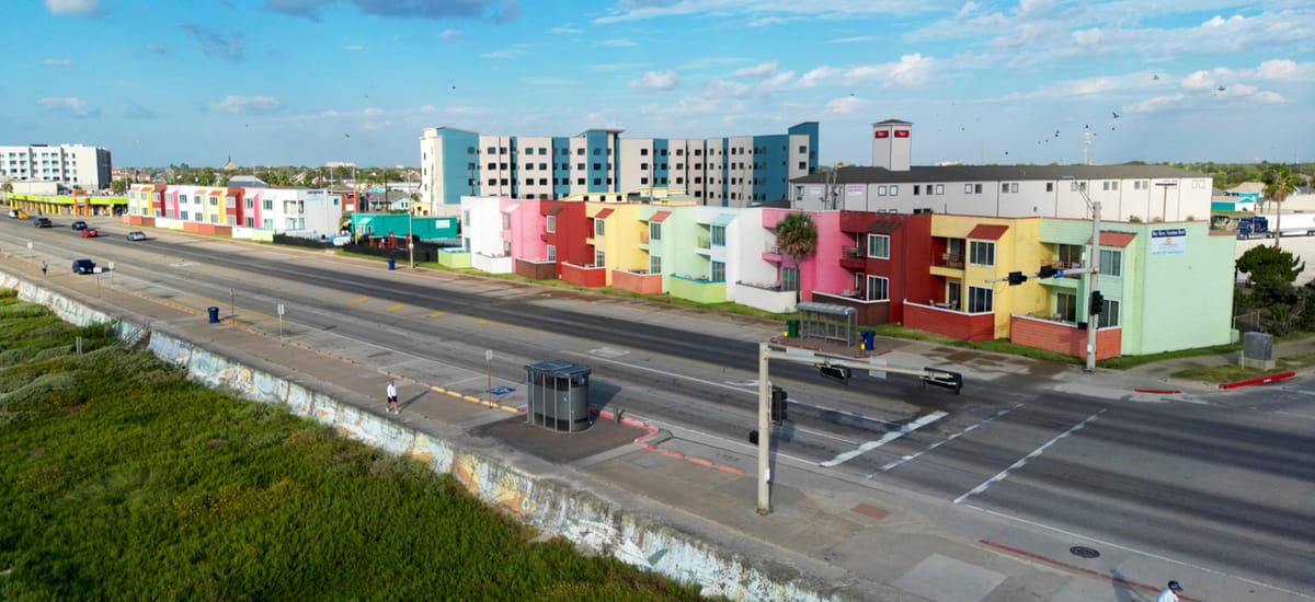 FOUR SEASONS ON THE GULF — 4