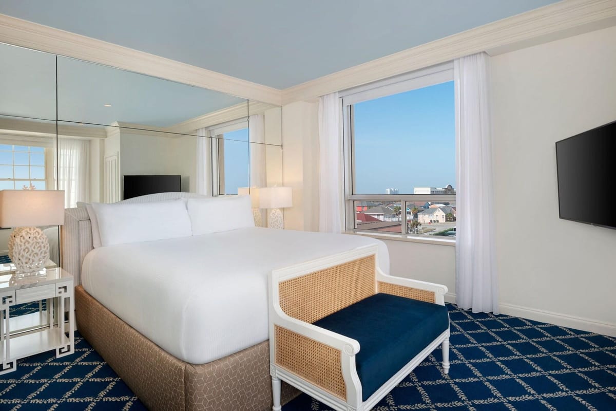 Grand Galvez Resort, Autograph Collection — 3