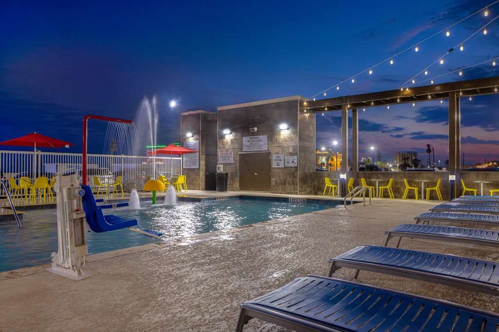 Home2 Suites by Hilton Galveston — 2