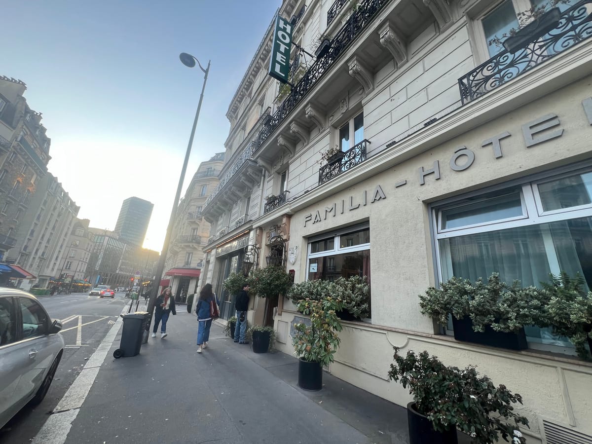 Familia Hôtel — 1