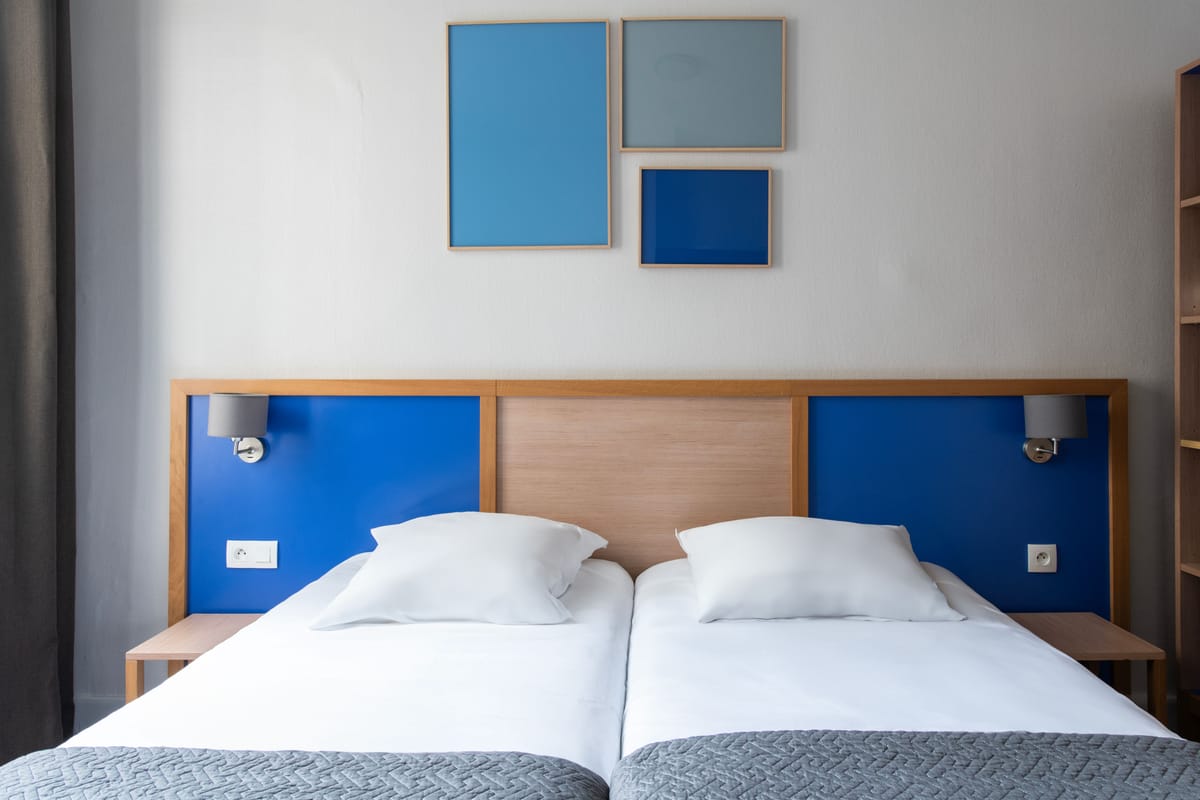 Est Hotel Paris — 3
