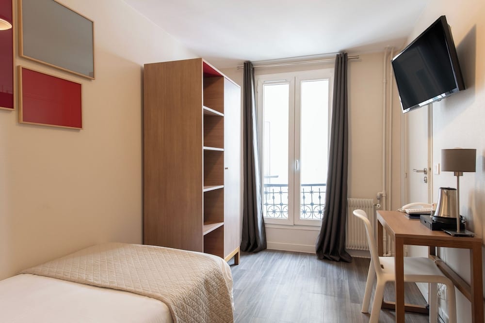 Est Hotel Paris — 5