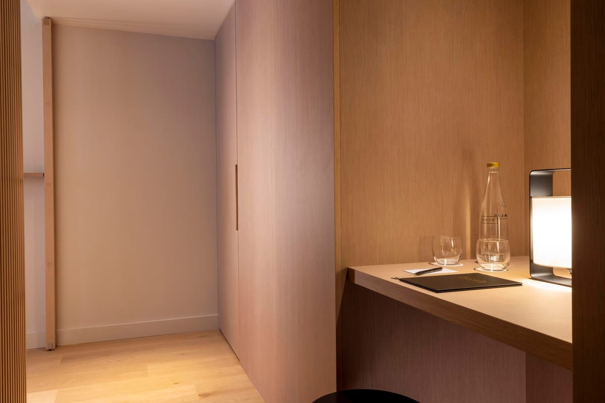 Hôtel ESTÉ- Paris- 10e arrondissement — 4