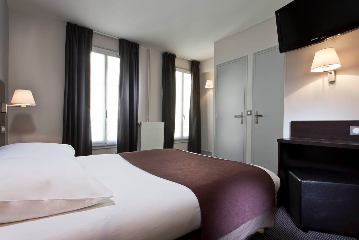 Hôtel des Ecrivains — 4