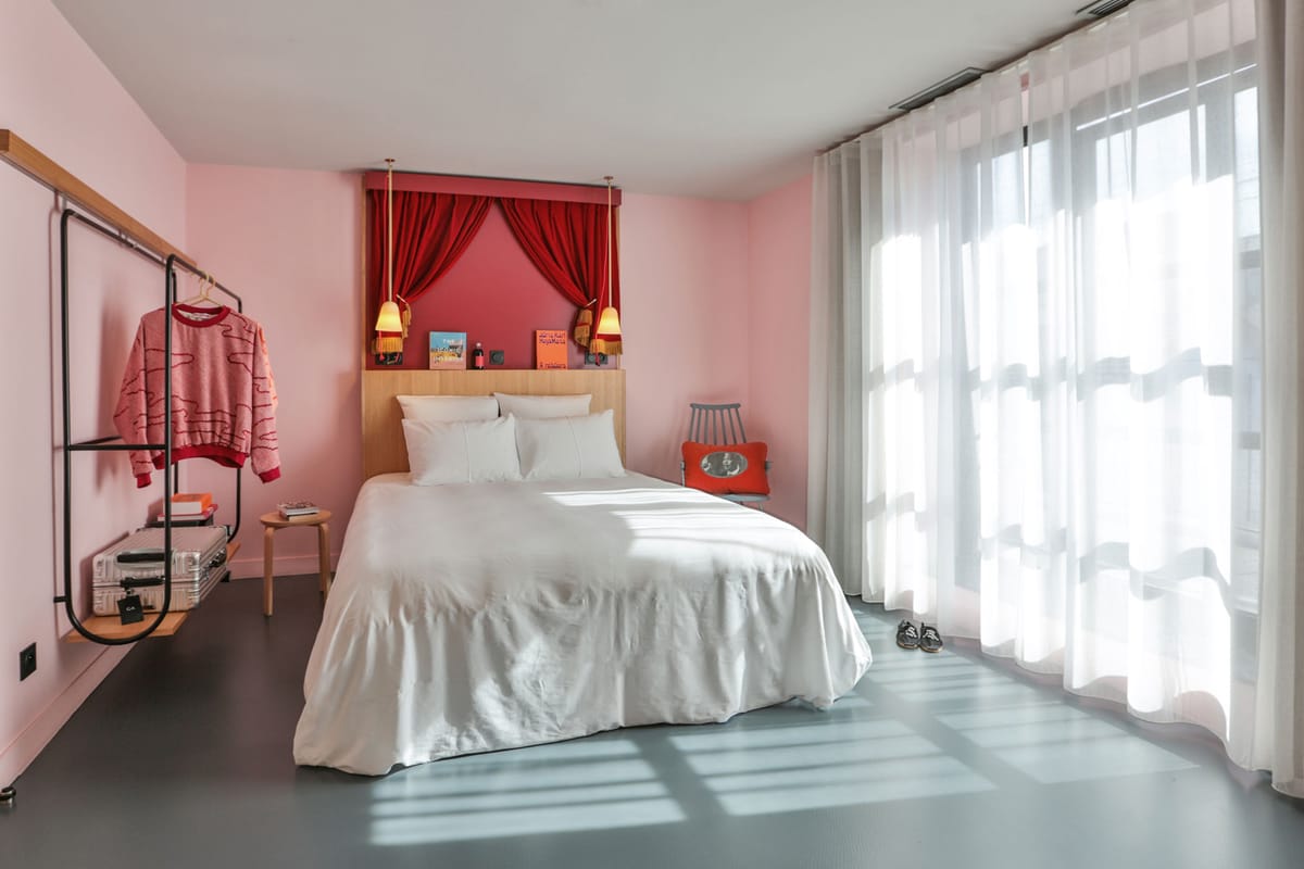 MOB HOTEL Paris les Puces — 4