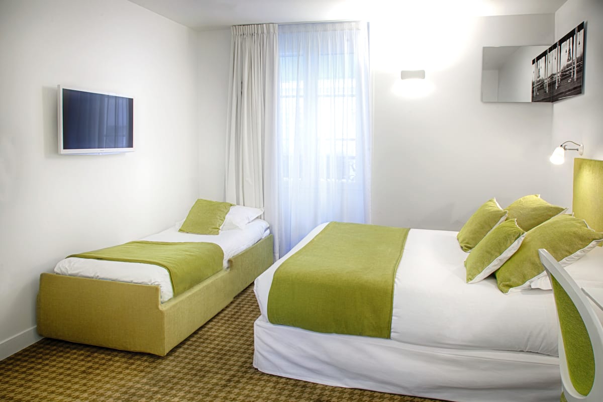 Hôtel Mistral — 4