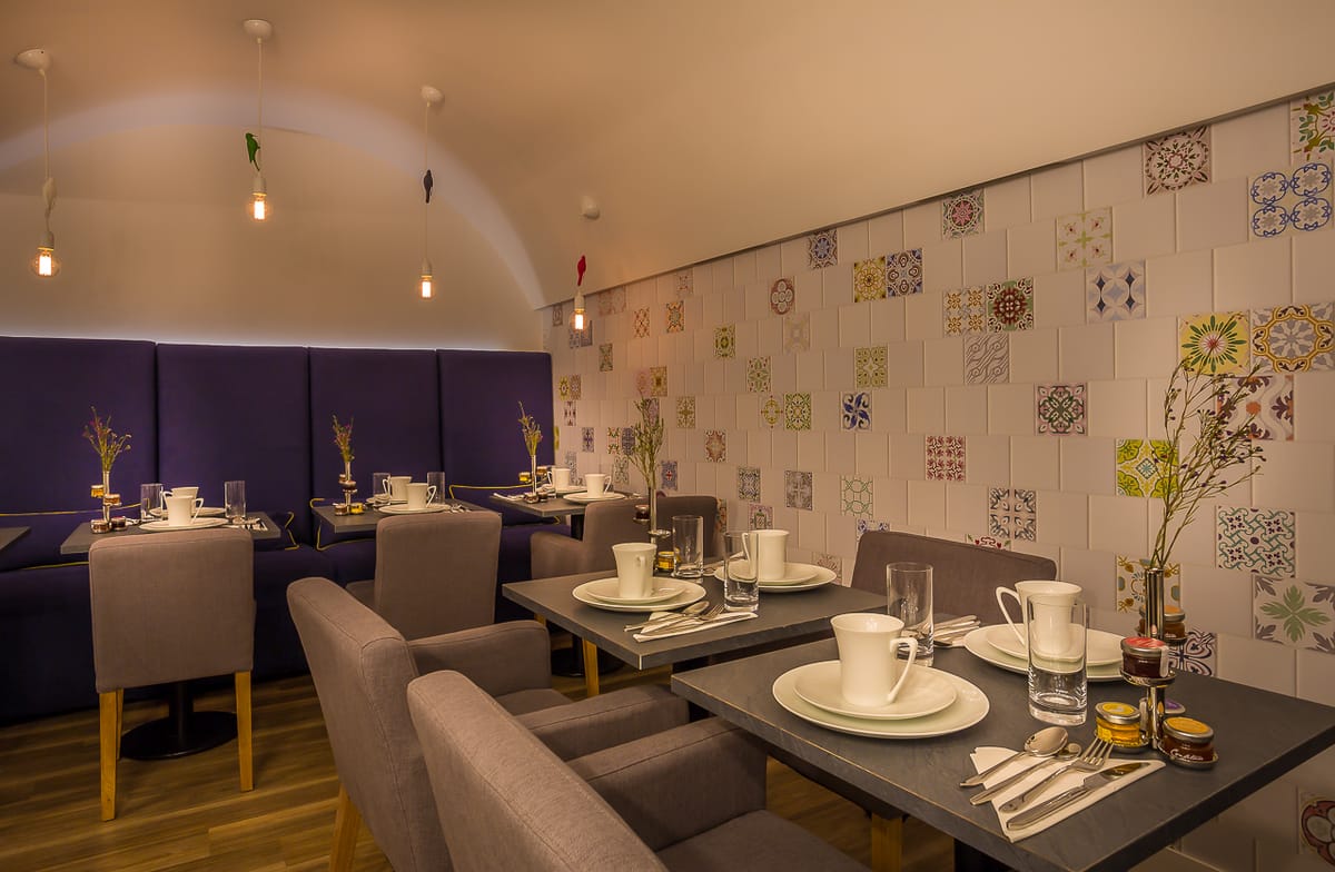 La Parizienne Hotel — 4