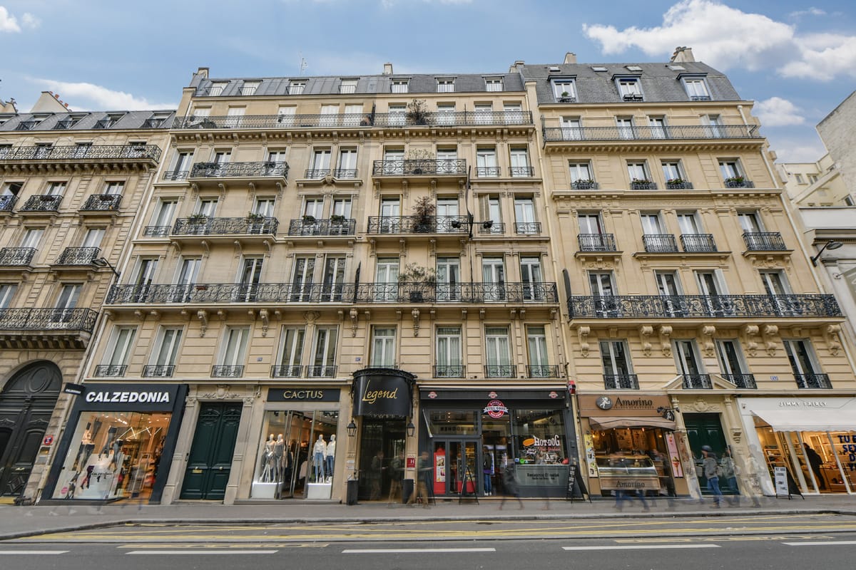 Legend Hotel Paris 6e — 3