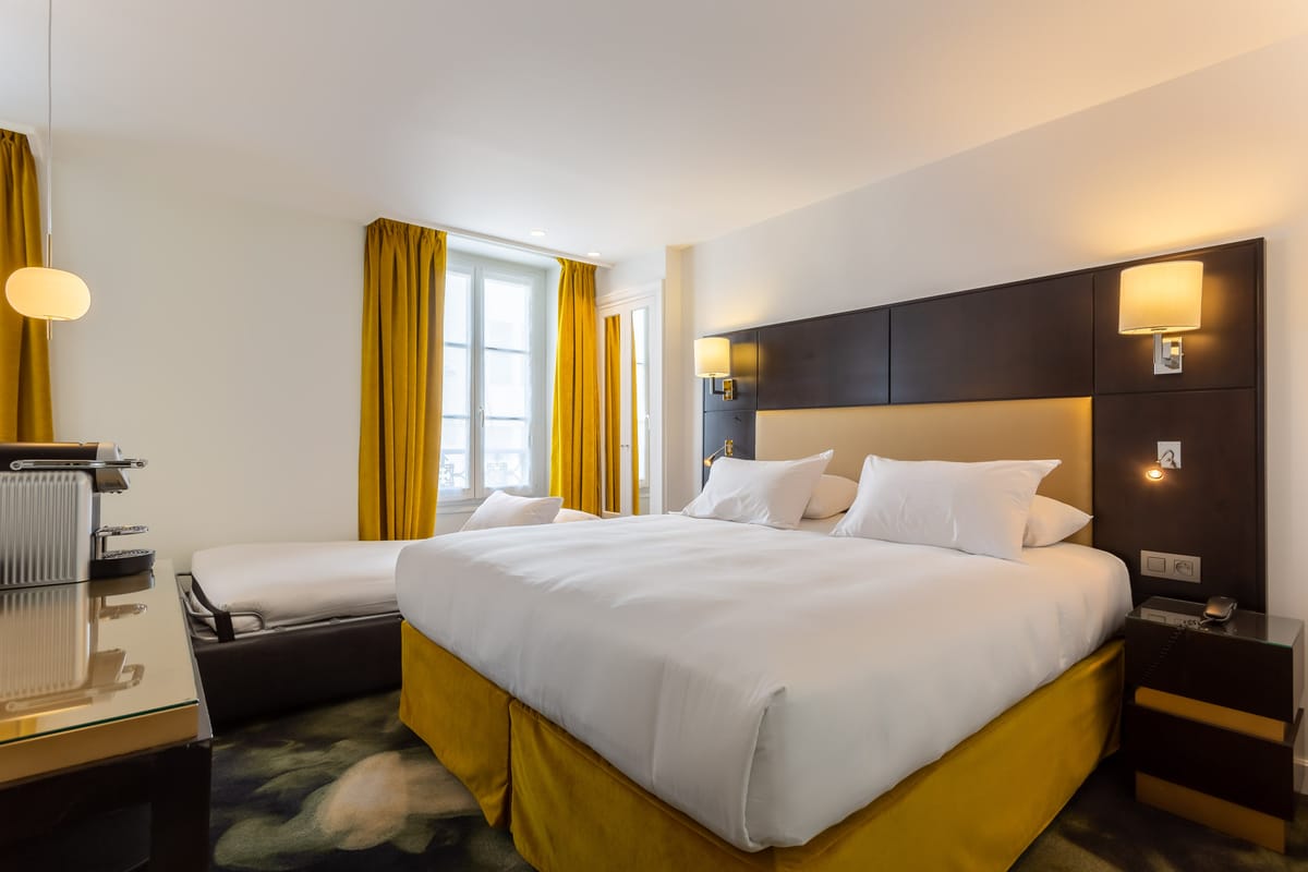 Logis Hôtel 15 Montparnasse — 3