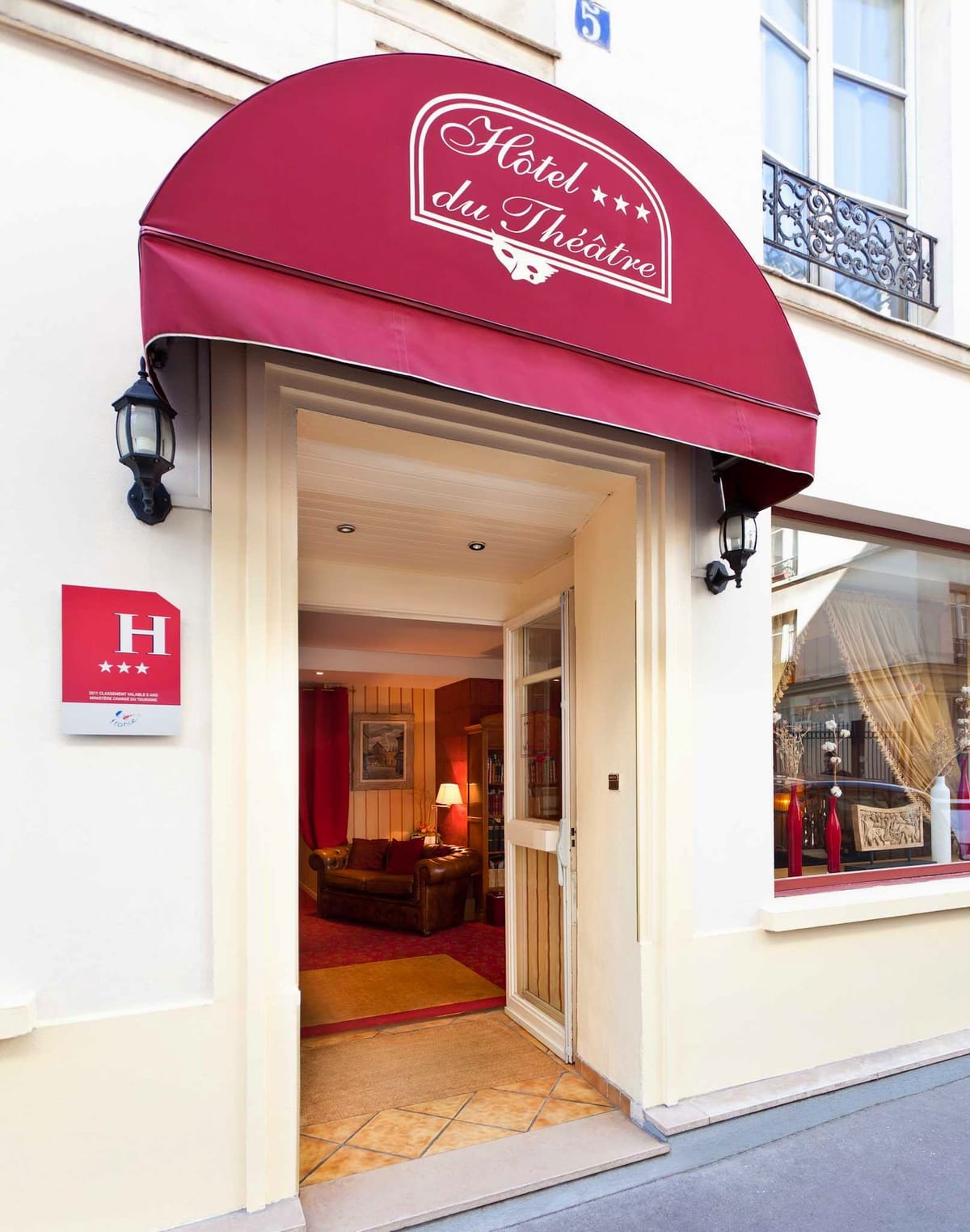 Hôtel du Théâtre by Patrick Hayat — 1