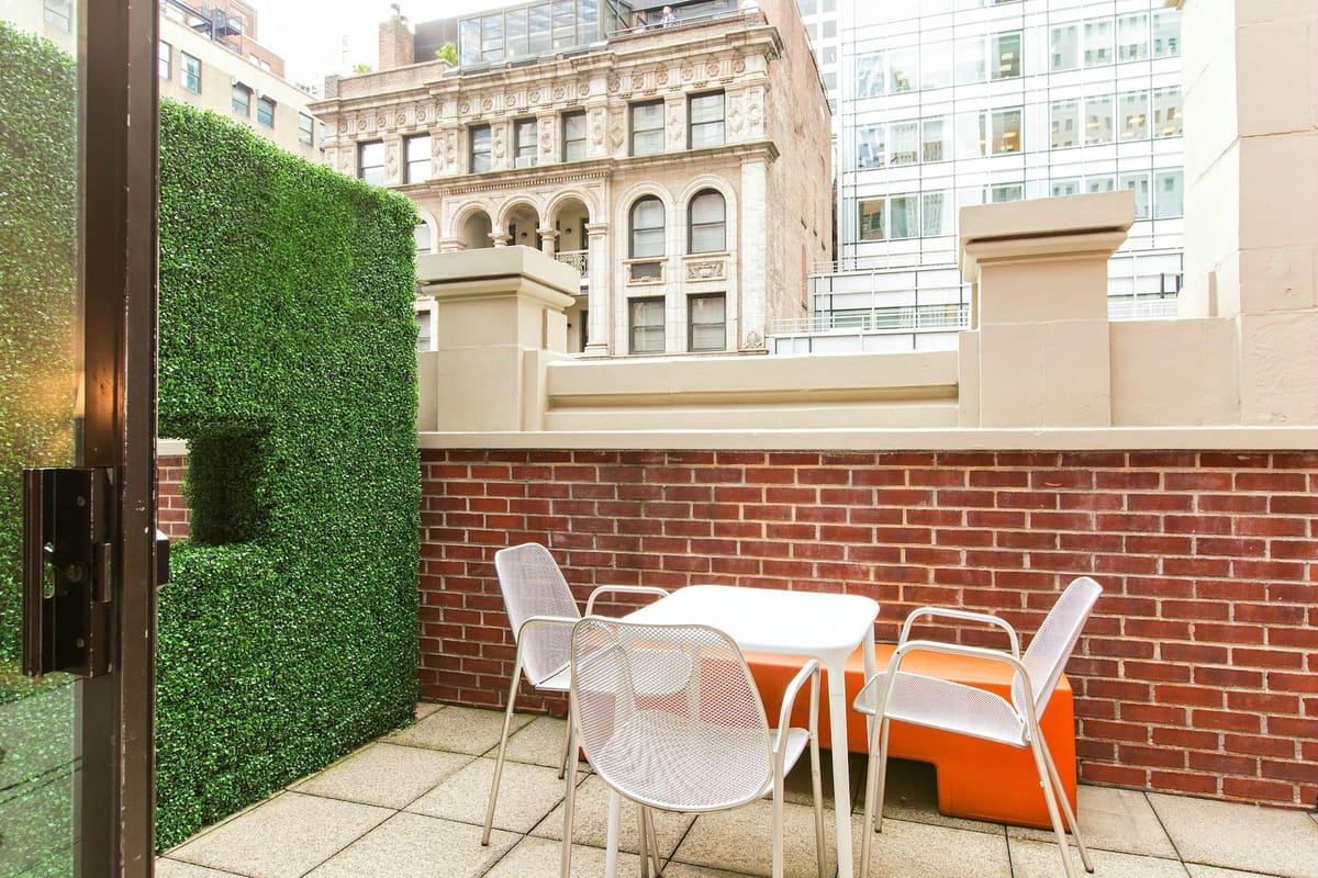 City Club Hotel — 3