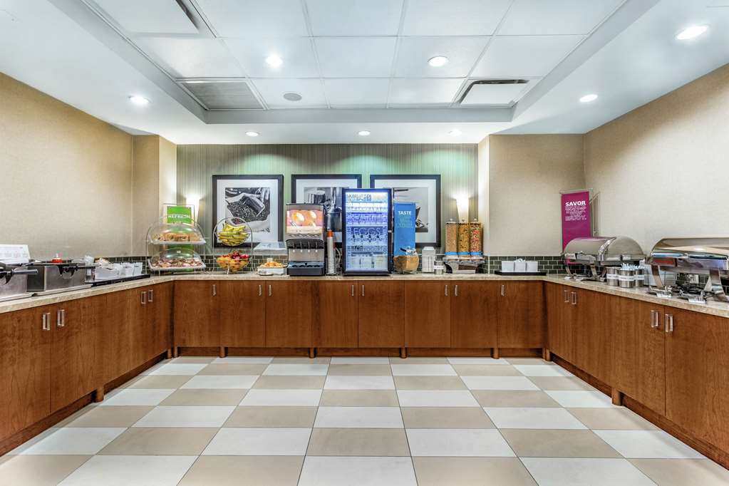 Hampton Inn Manhattan Grand Central — 3