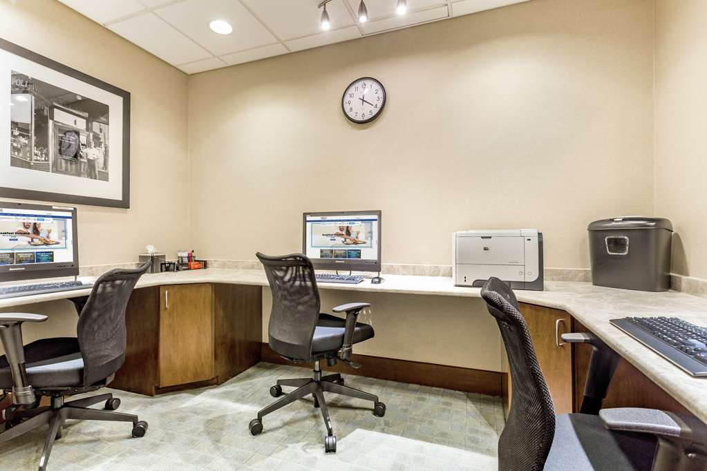 Hampton Inn Manhattan Grand Central — 5