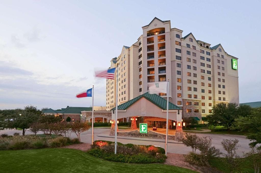 Embassy Suites Dallas - DFW Airport North — 1