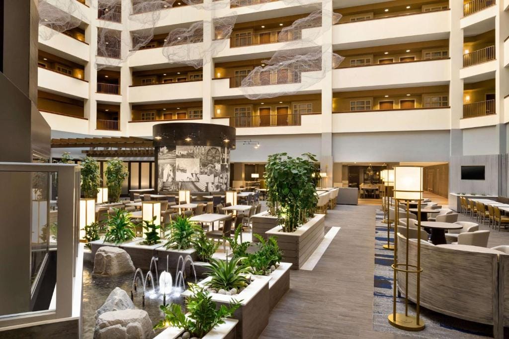 Embassy Suites Dallas - DFW Airport North — 5