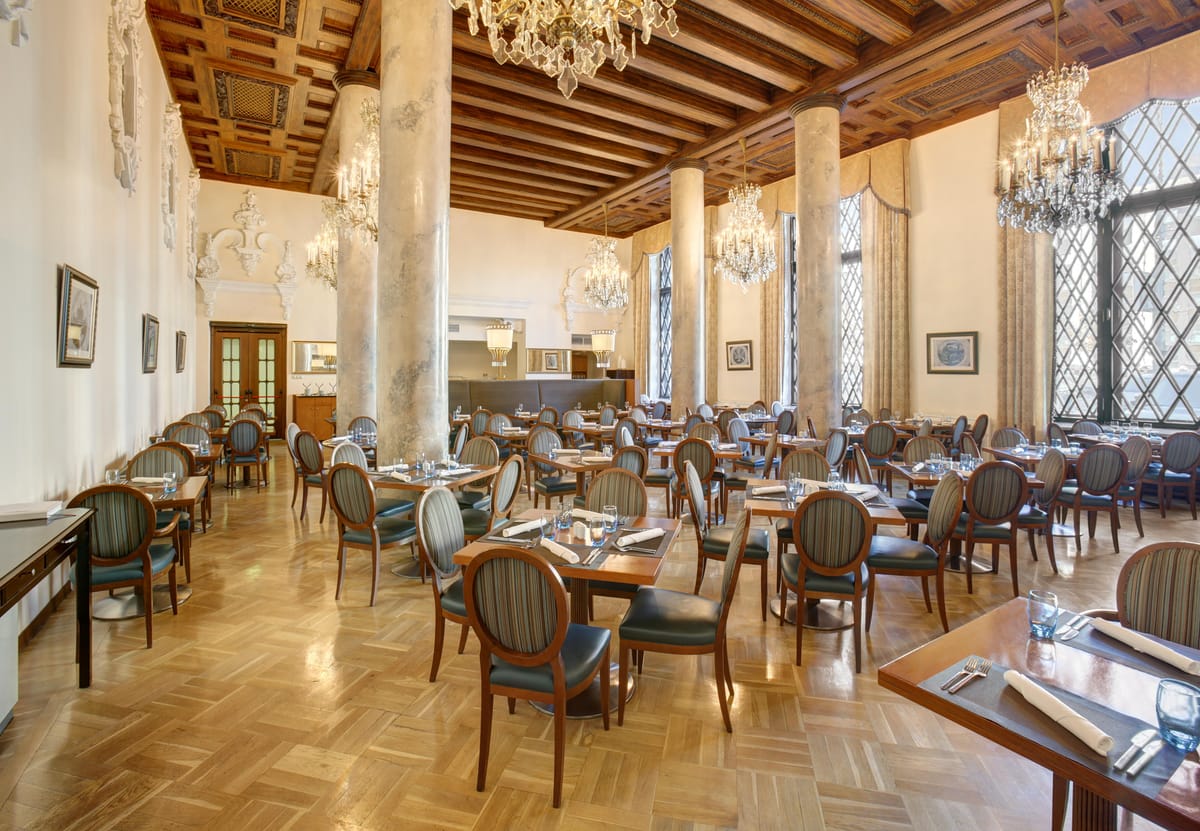 Hilton Moscow Leningradskaya — 1