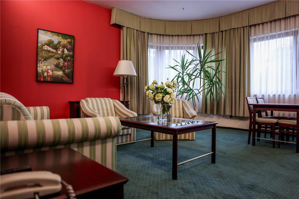 Parkhotel Vienna, Poland — 5