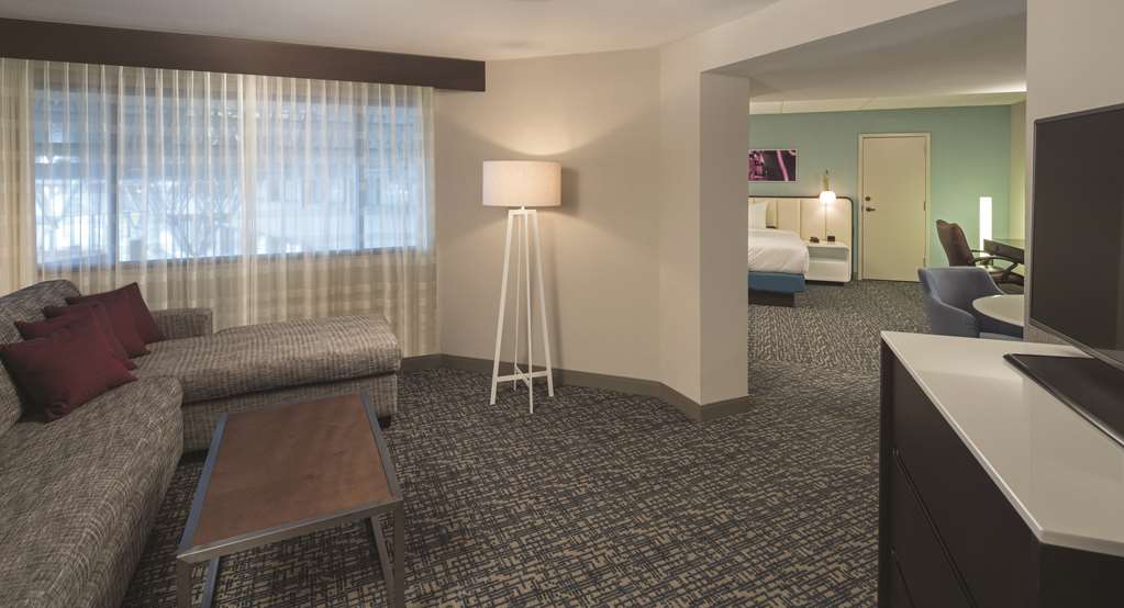 DoubleTree by Hilton Hotel Austin Northwest Arboretum — 5