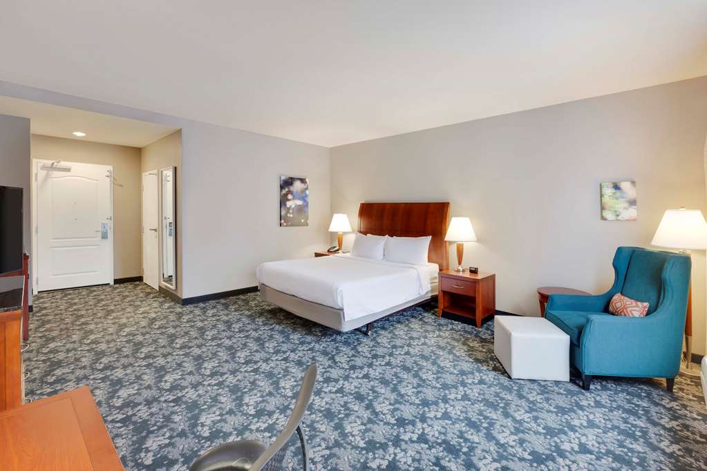 Hilton Garden Inn Austin North — 2