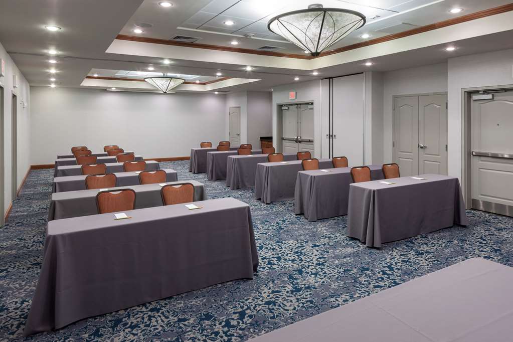 Hilton Garden Inn Austin North — 5