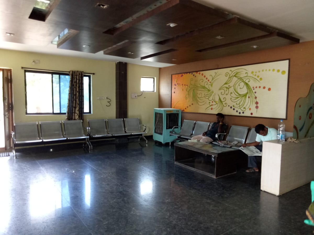 Srinath Residency lodge Kondagattu