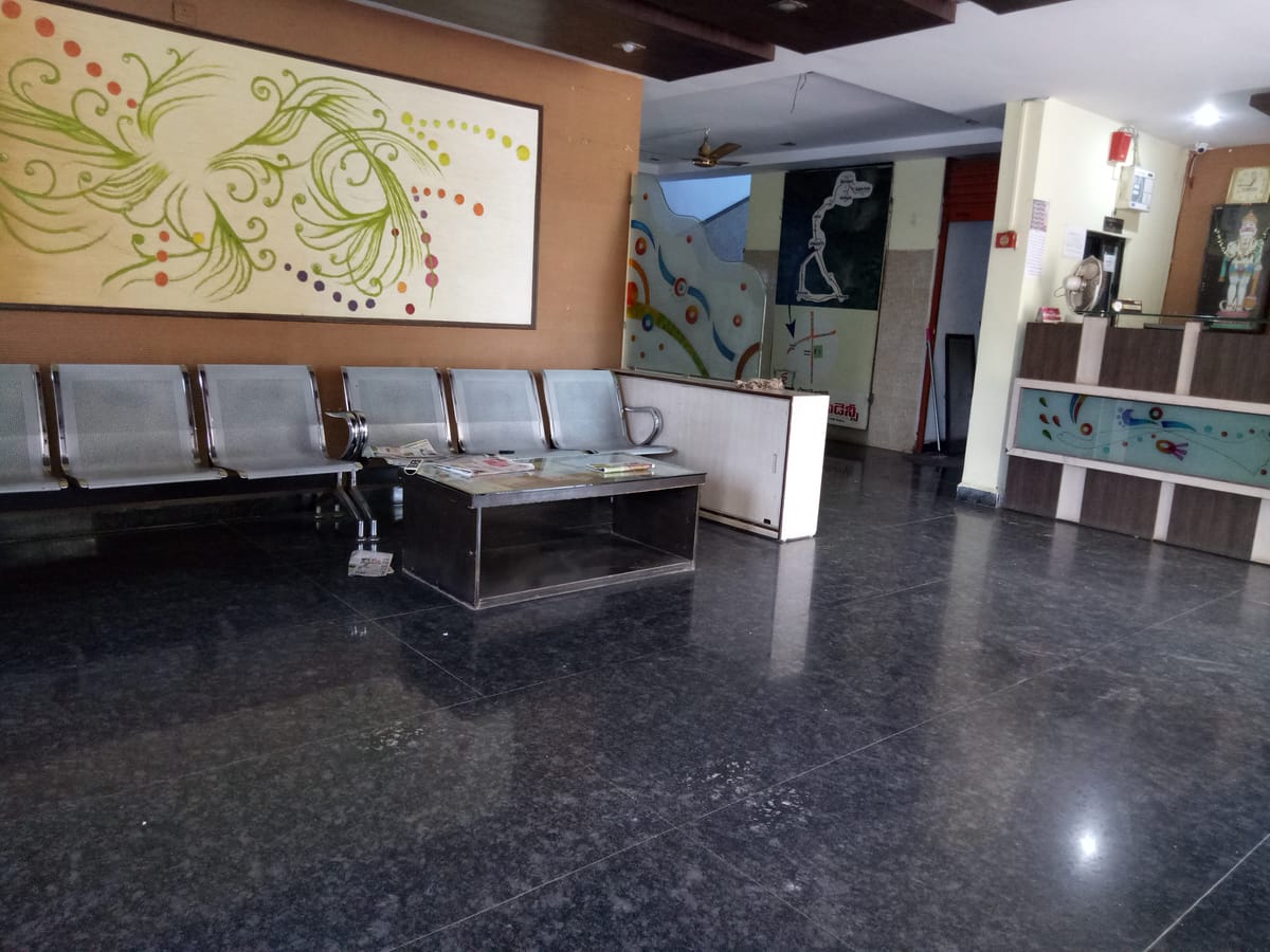 Srinath Residency lodge Kondagattu — 2