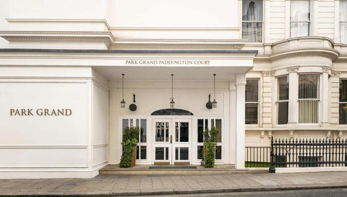 Park Grand Paddington Court — 4