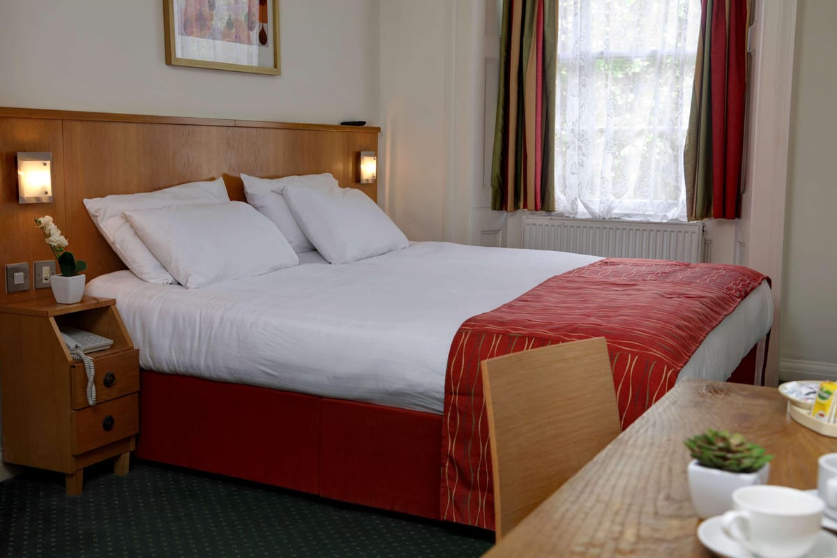 Queensway Hotel (Sure Collection by Best Western) — 3