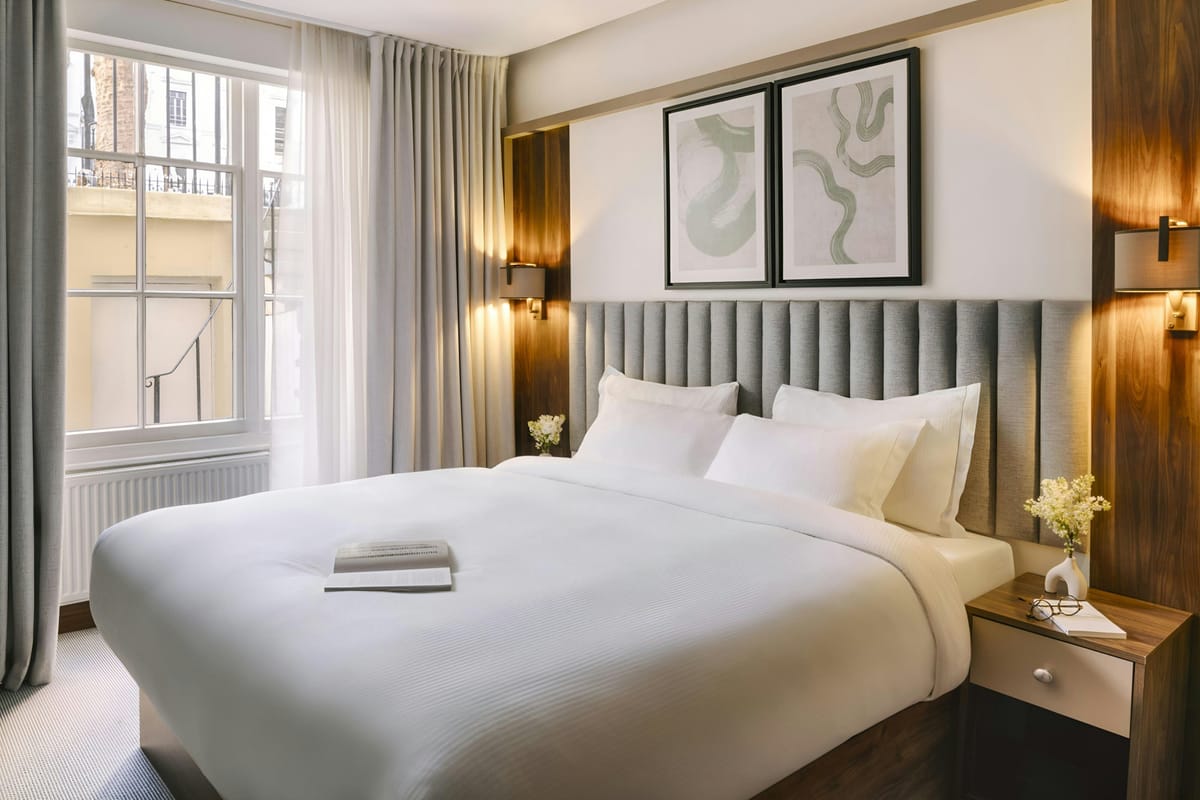 The Voyage Hotel Paddington, Sonder — 1