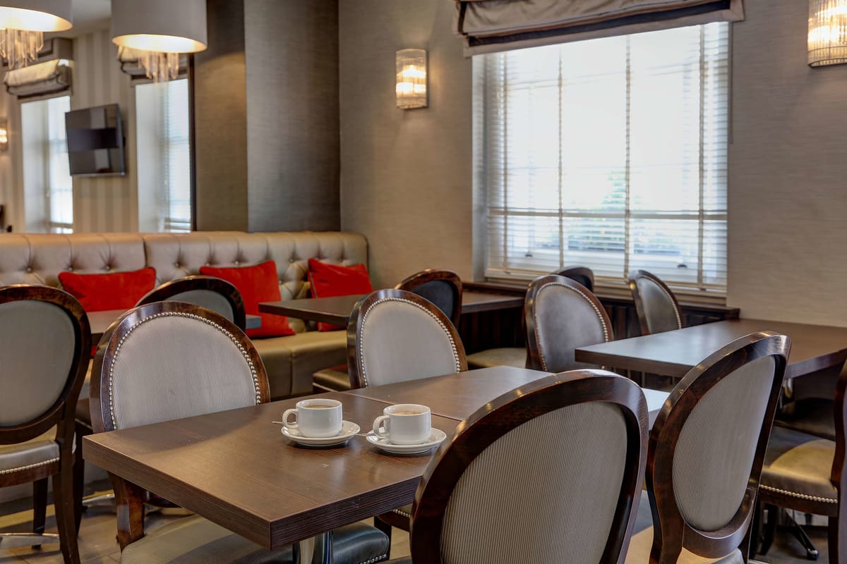 Best Western Buckingham Palace Rd — 5
