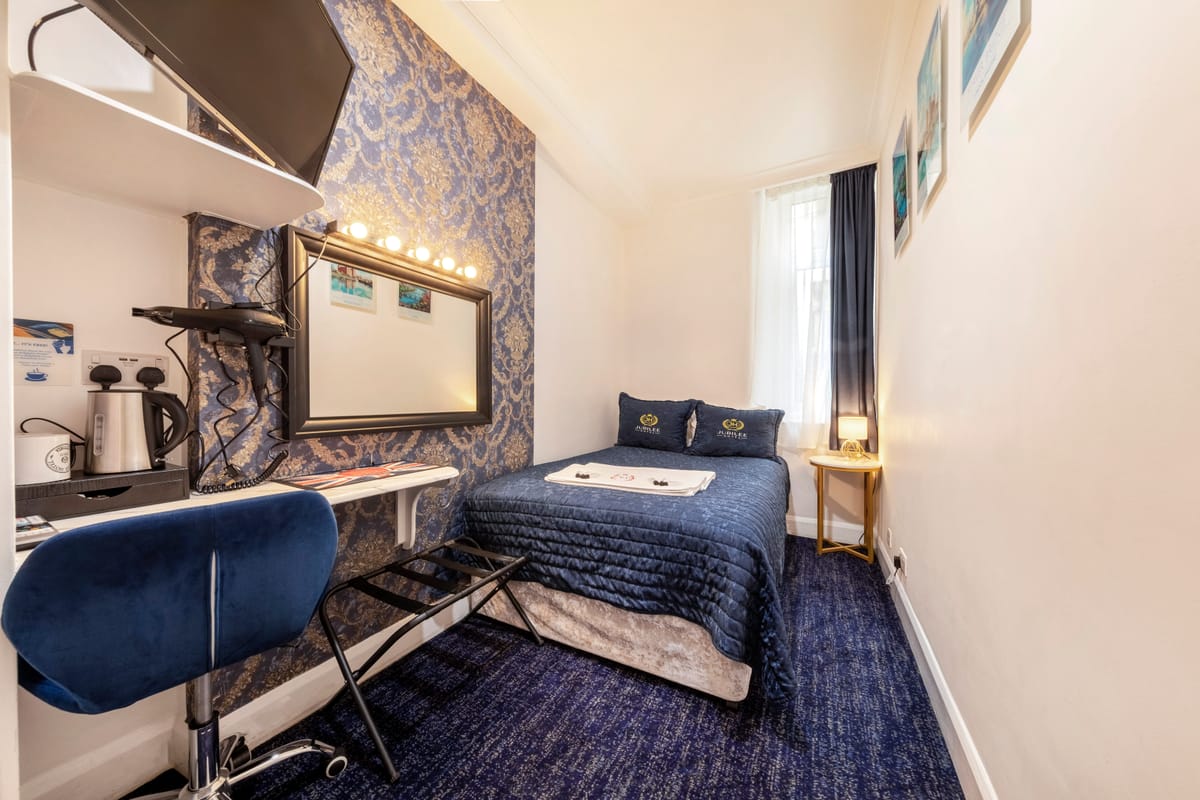 Jubilee Hotel Victoria — 4