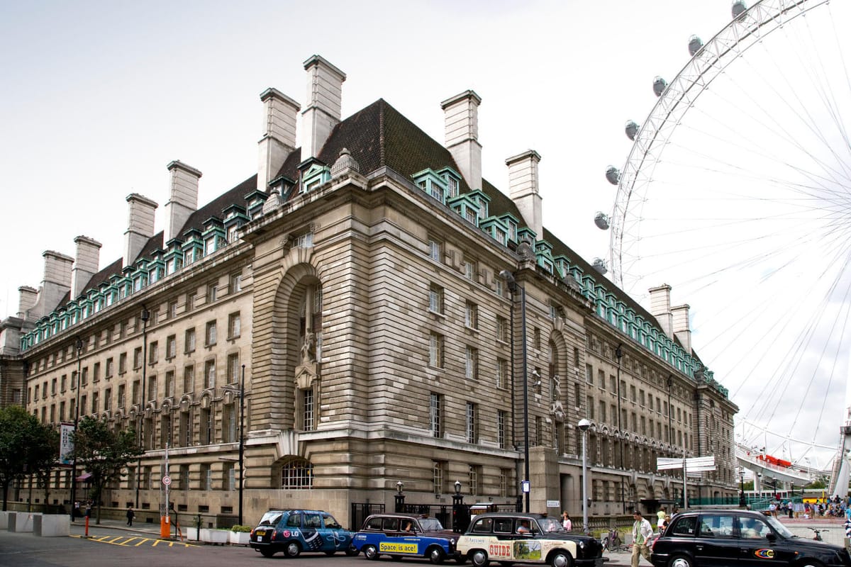 Premier Inn London County Hall hotel — 2