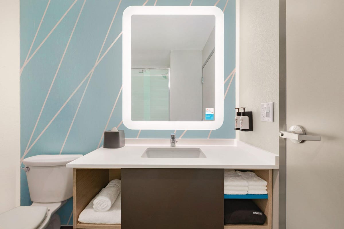 avid hotel Fort Worth – Fossil Creek by IHG — 4