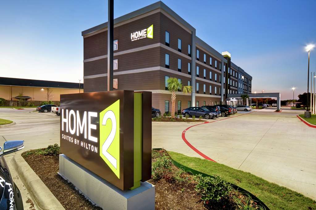 Home2 Suites by Hilton Fort Worth Fossil Creek — 4