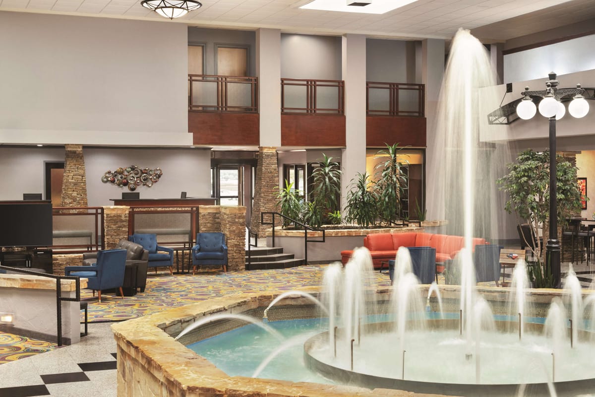 Radisson Hotel Fort Worth North-Fossil Creek — 2