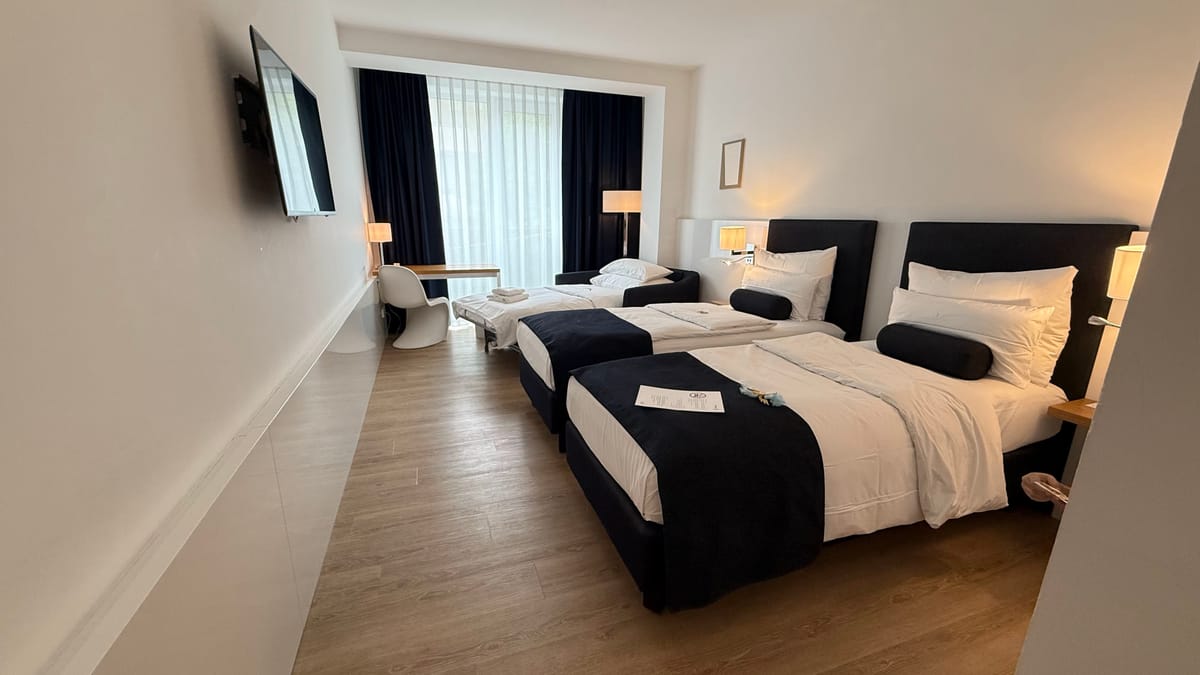 Bayer 89 Vi Vadi Hotel — 3